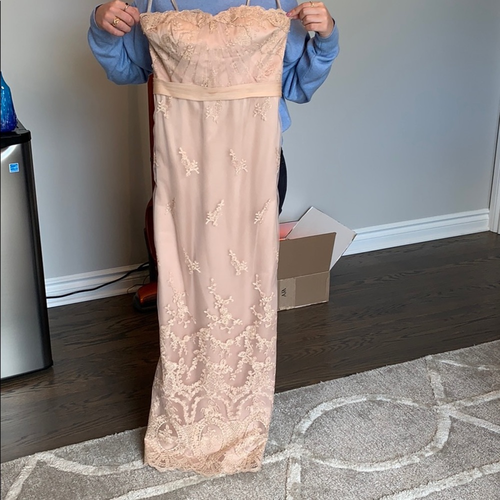 Mikael Aghal Gown